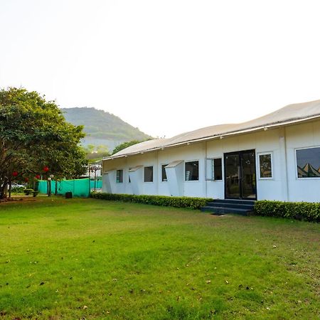 Shore Front Resort Визакхапатнам Екстериор снимка